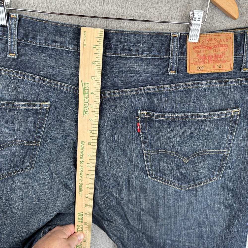 Vintage Y2K Levis 569 Shorts Men 42 Loose Fit Baggy Skate Jorts Dark Wash Denim - Picture 5 of 8